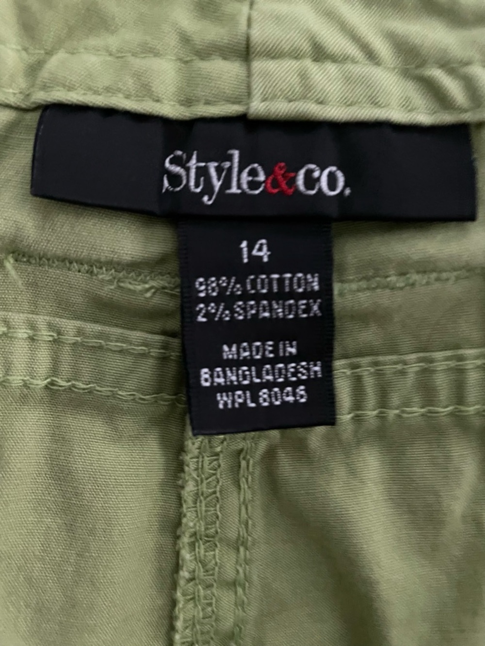Style & Co. Lime Green Cargo/Capri Pants - Utility Pocket Detail - Picture 6 of 8